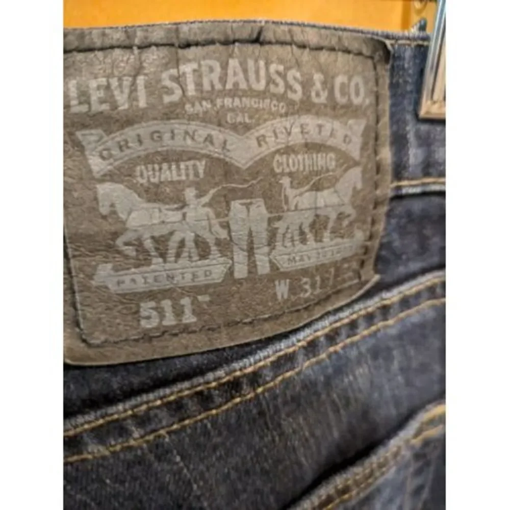 Levis levi s 